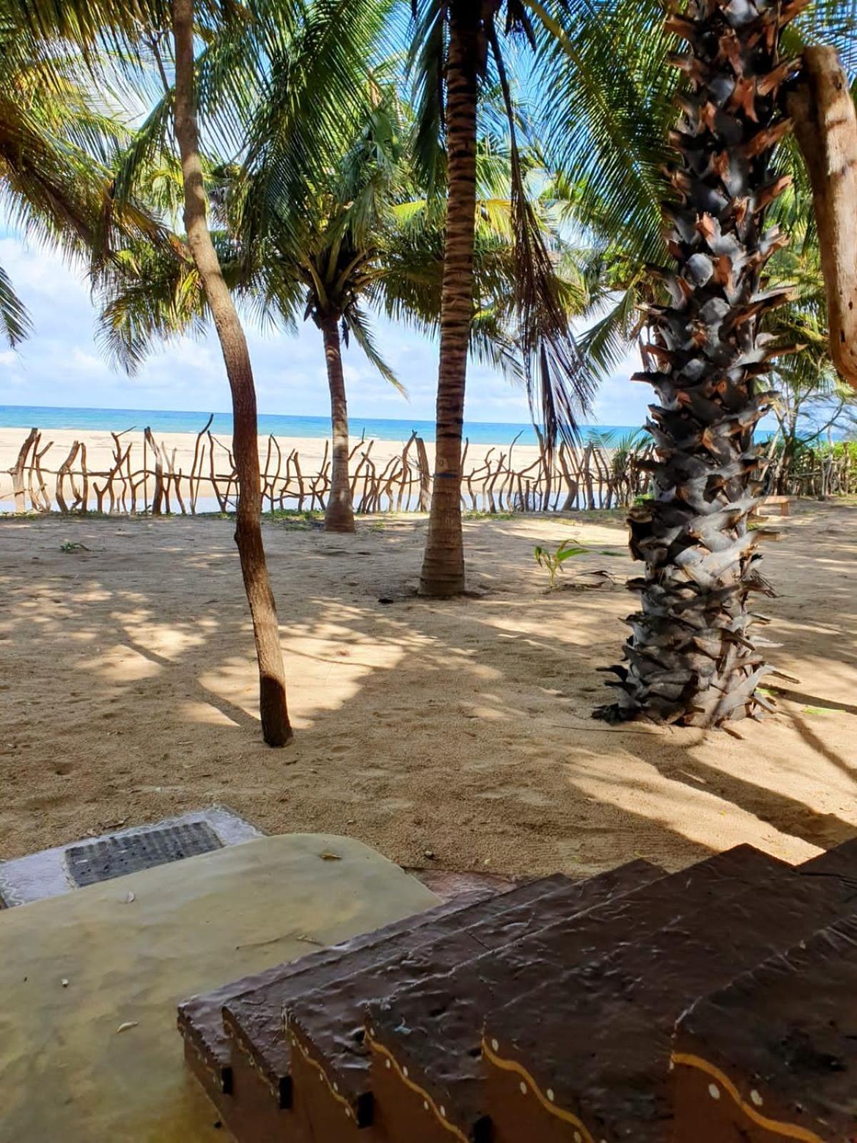 Light House Beach Hut Komari 외부 사진